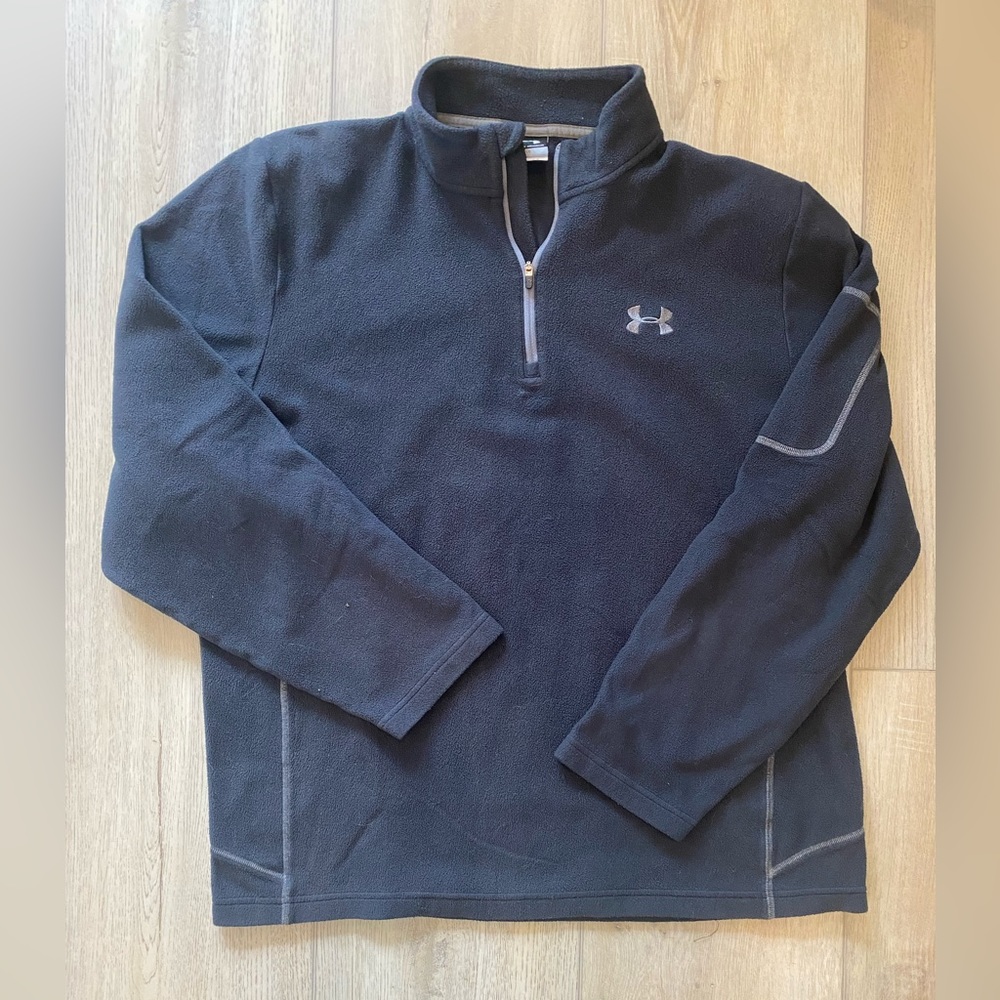 Men’s under armour fleece pull over half zip size L.